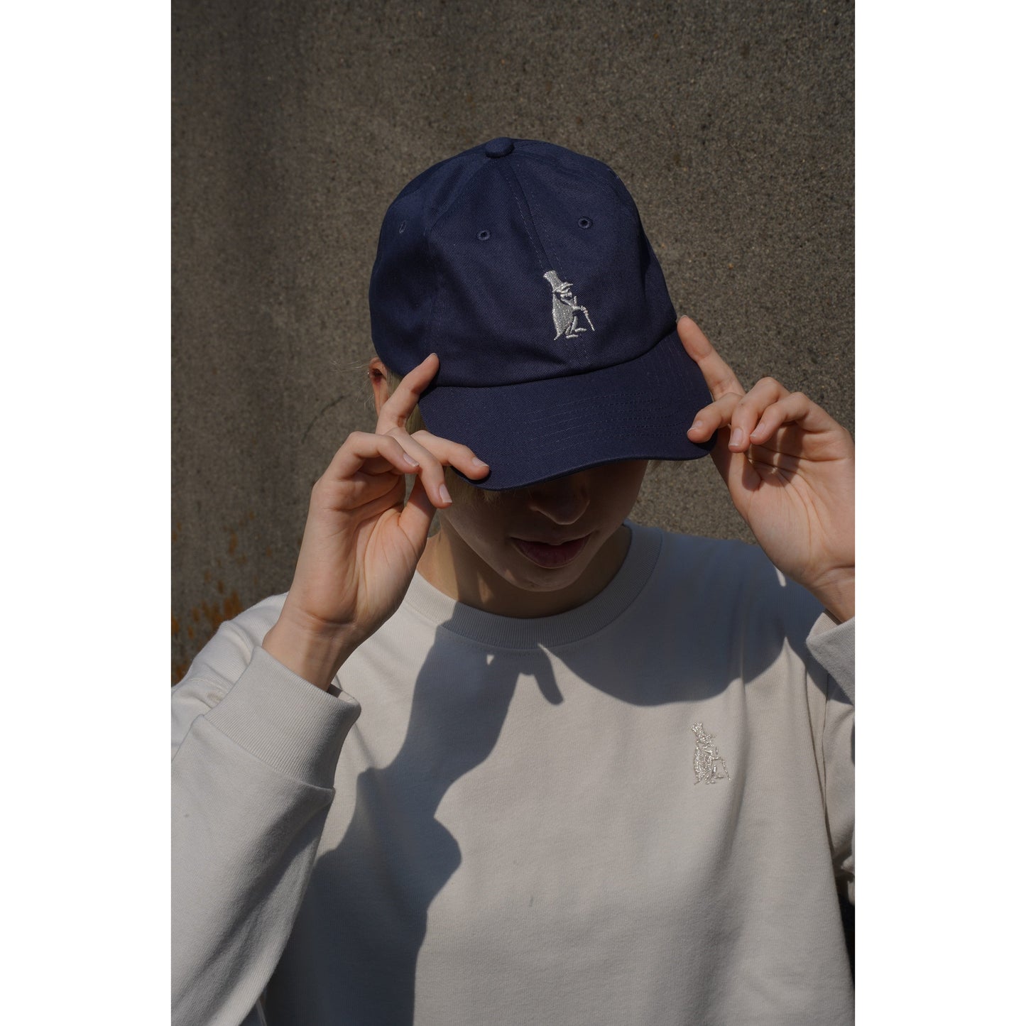 Logo embroidered cap