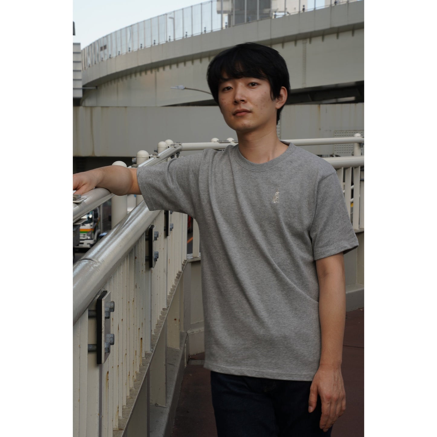 T-shirt épais brodé du logo